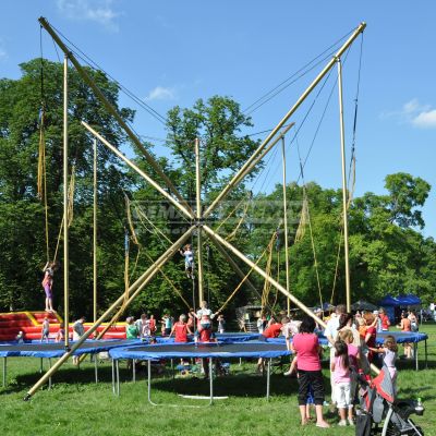 Bungee trampolína