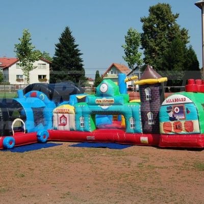 Aktívne centrum Vlak