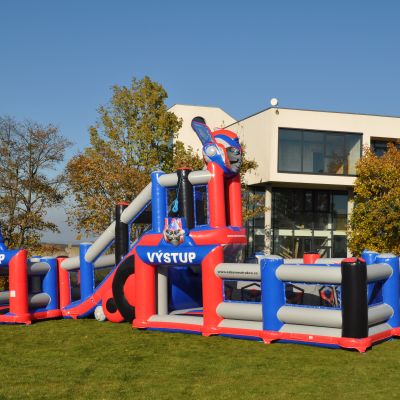 Voľný pád - Superhrdinovia