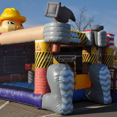 Skákací hrad  Bob staviteľ so šmýkačkou