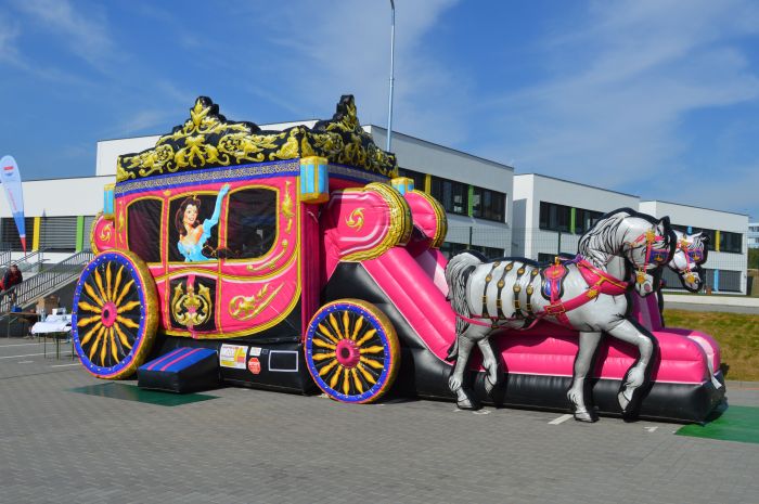 prenajom atrakcie hrad princeznovský kocar rozprávka