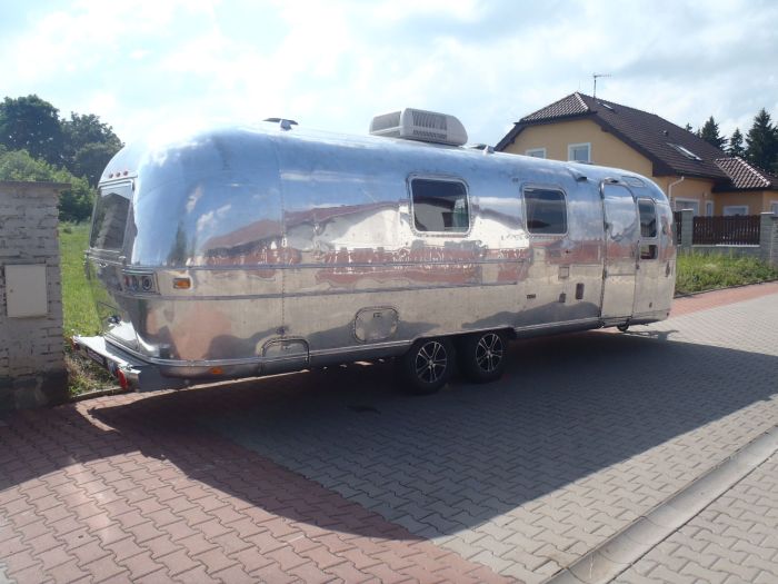 Airstream Bar
