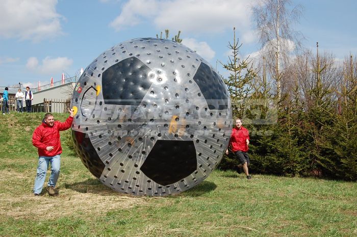 Futbalový zorb