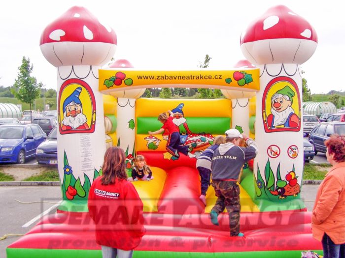 Skákacie hrad Muchotrávka