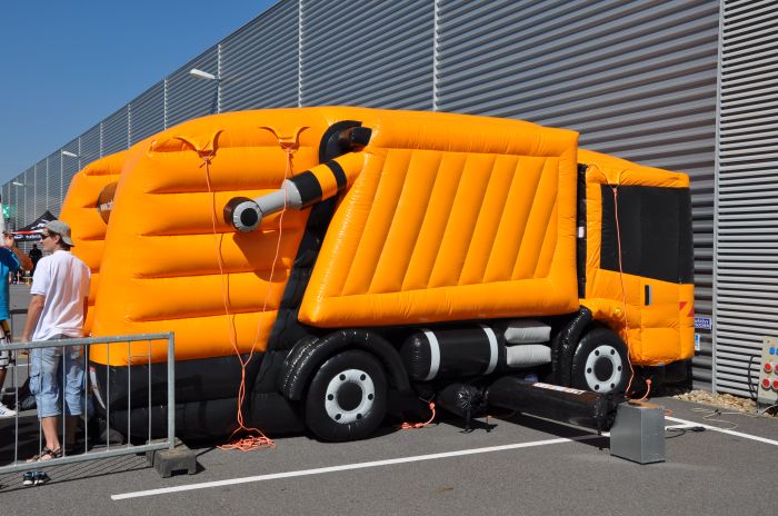 Skákací hrad Smatiarské auto