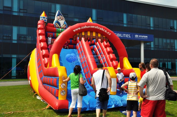 nafukovacia šmýkačka