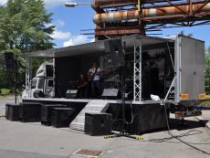 prenajom mobilneho podia