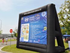 Mobilné nafukovacie billboard