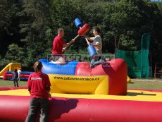 Gladiátor, zrazov ho!