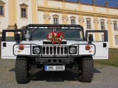 Hummer H1 limuzína