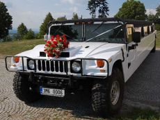 Hummer H1 limuzína