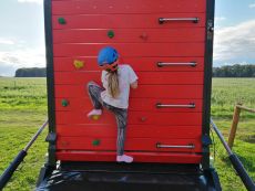 Prenájom lezecká stena teambuilding