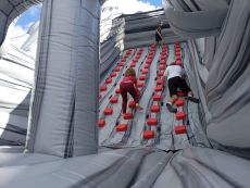 Prenájom lezecké steny Cliffhanger