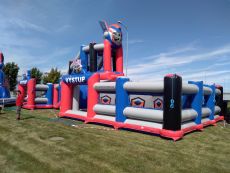 Prenájom atrakcie voľný pád Superhrdinovia