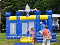 Skákací hrad Kúzelník so šmýkačkou