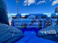 skakaci hrad so šmykľavkou