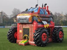 Skákací hrad Monster Truck