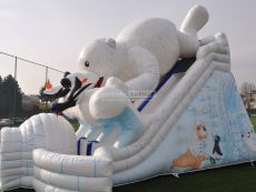 Šmýkačka Lední Medveď