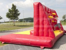 Wipe out - boxovací zeď